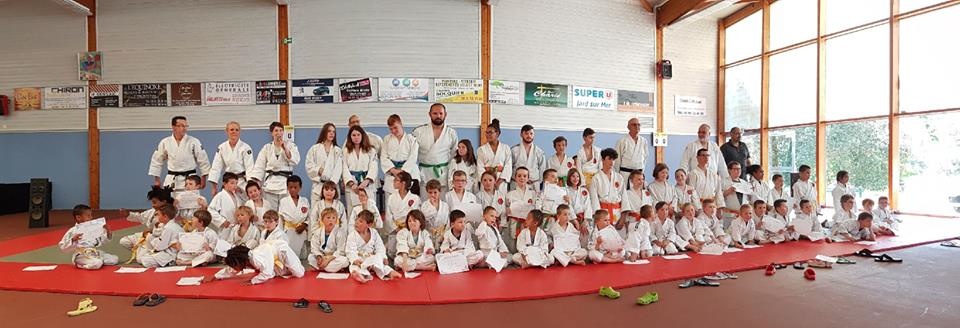 photo_groupe_judo_club-etoile_du_payre